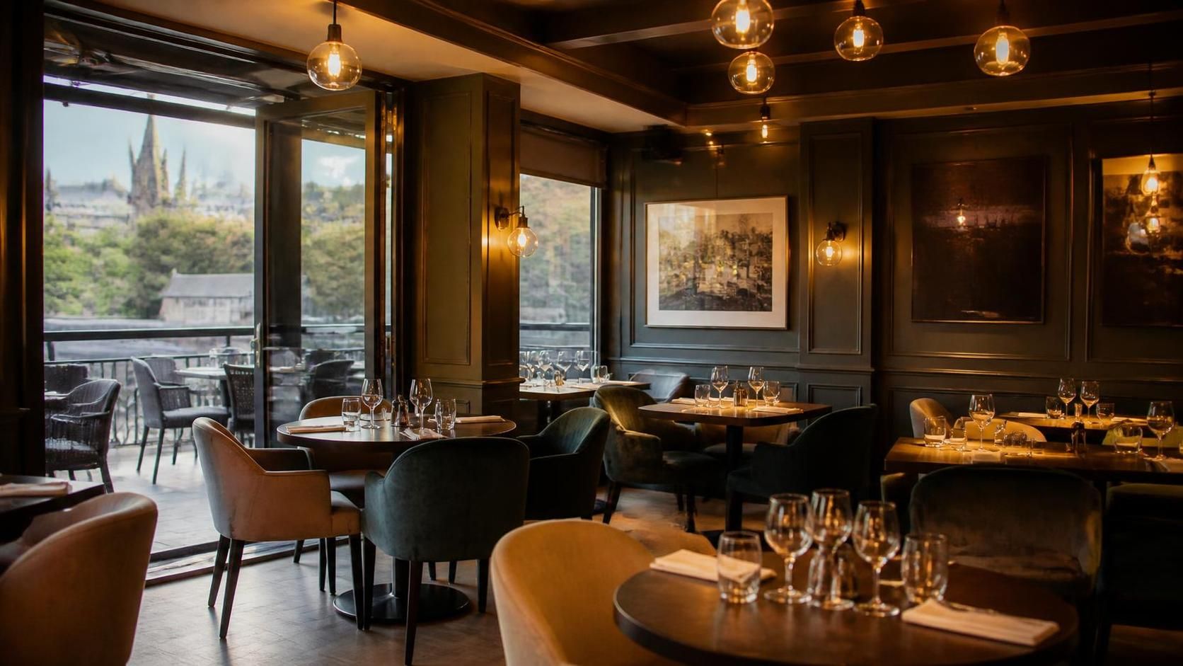 découvrez le restaurant l'avenue 21 à caen, où une expérience culinaire unique vous attend, alliant saveurs authentiques et ambiance chaleureuse.