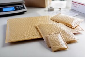 Enveloppes à bulles économiques : protection efficace à petit prix