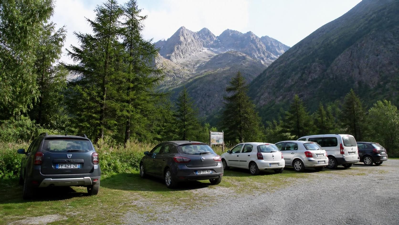 découvrez les tarifs du parking au pré de madame carle et toutes les informations essentielles pour organiser votre visite en toute sérénité.